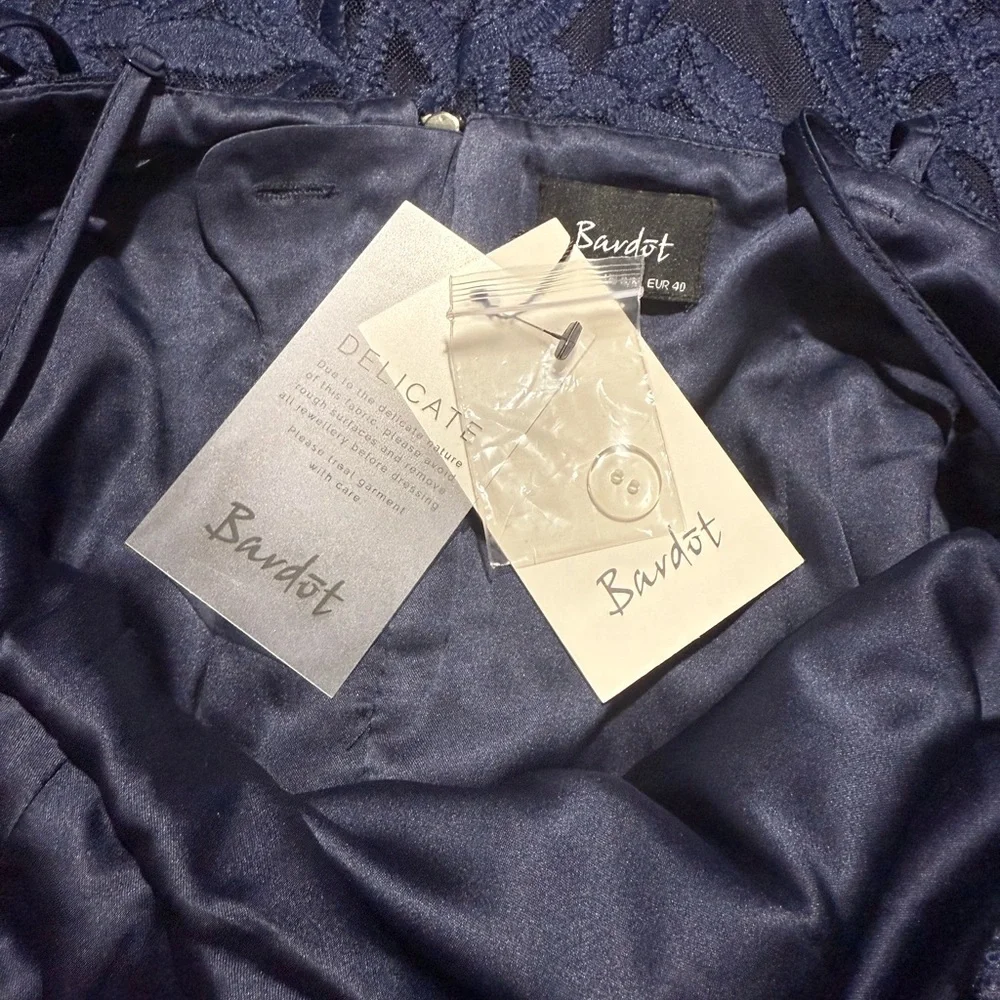 NWT Bardot Navy Blue Gia Lace Bodycon Midi Dress Sz US 8/Medium - Picture 9 of 10